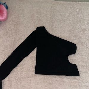 One sleeve crop top